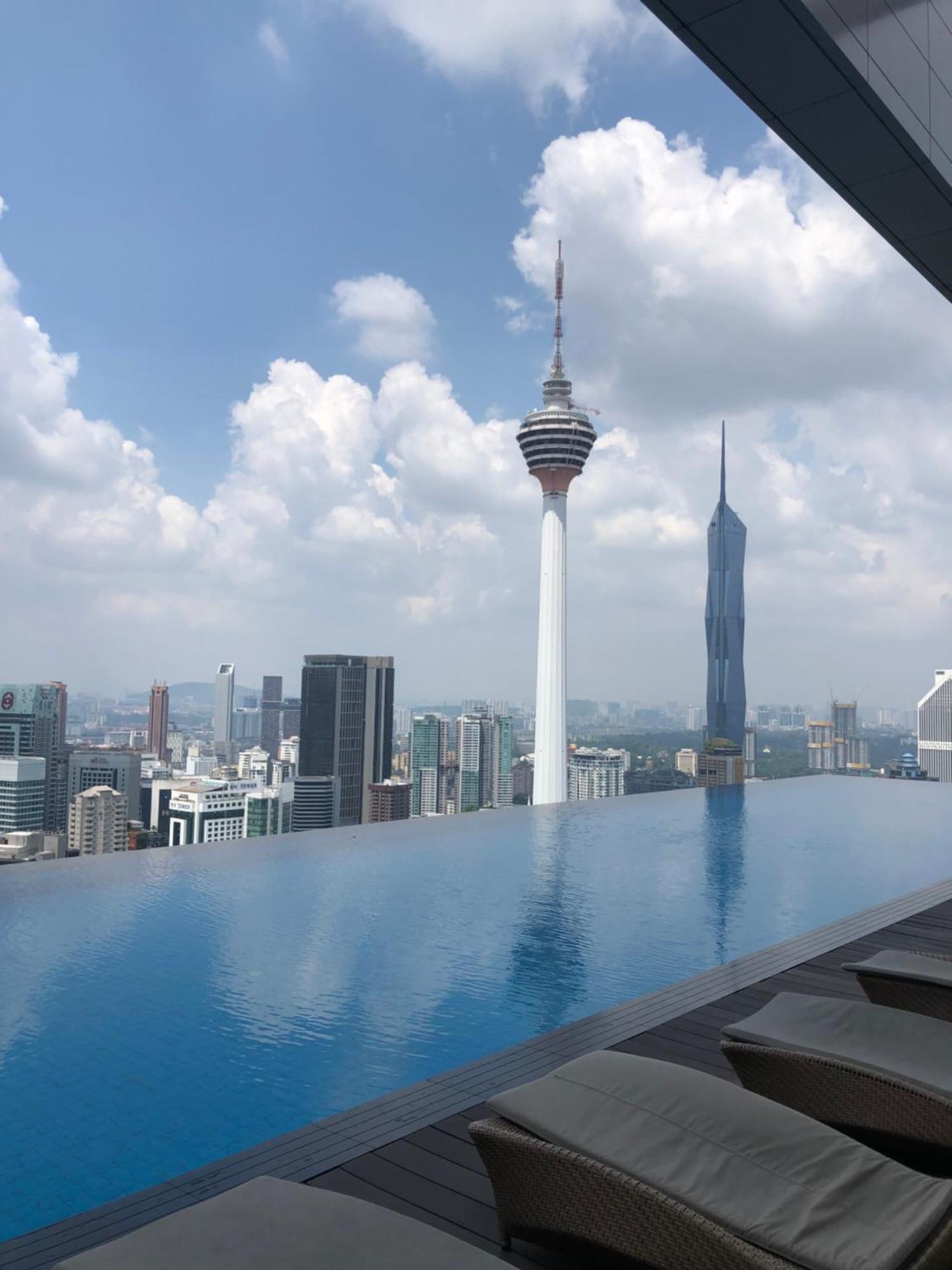 Platinum Klcc Pool View Apartment Kuala Lumpur Exterior photo