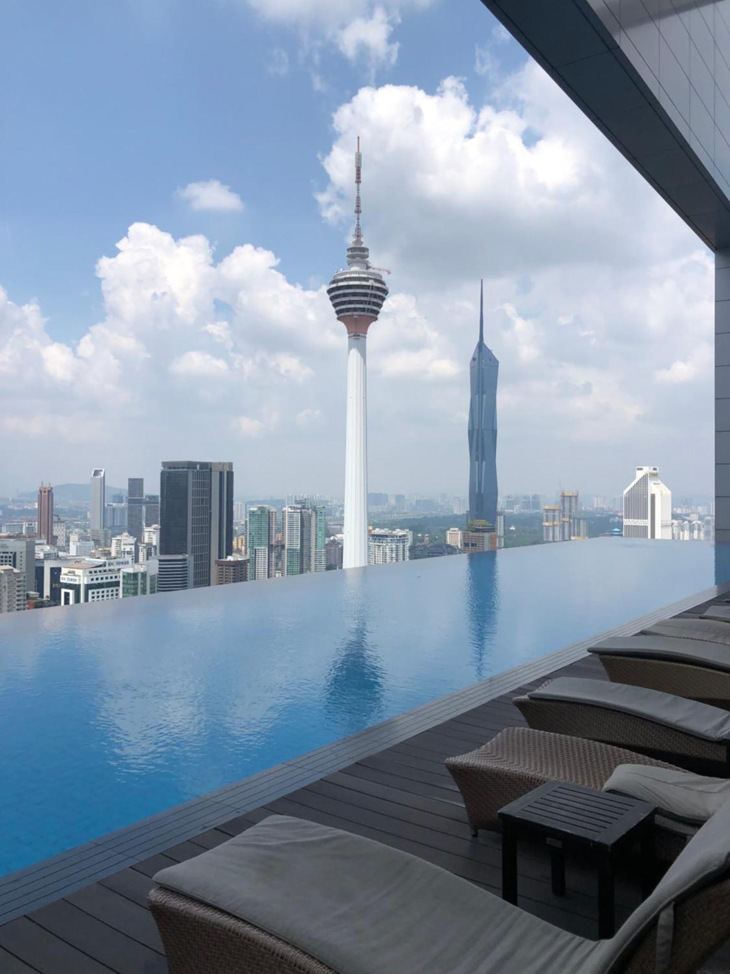 Platinum Klcc Pool View Apartment Kuala Lumpur Exterior photo